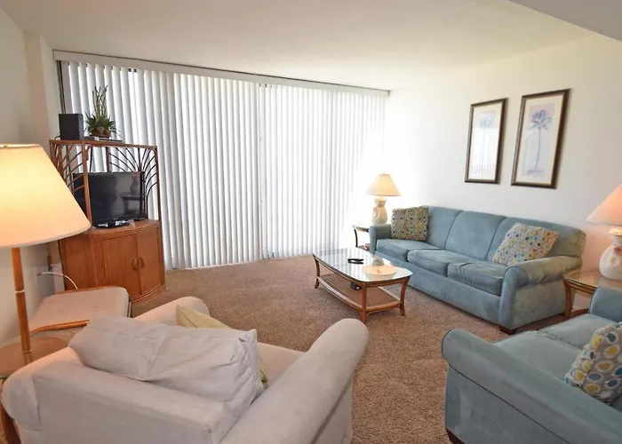 Century I 702 Apartment